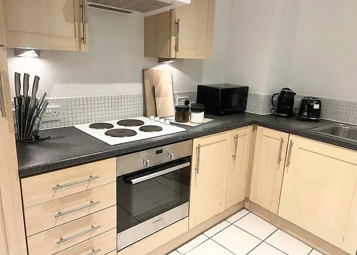 2 Bedroom City Center